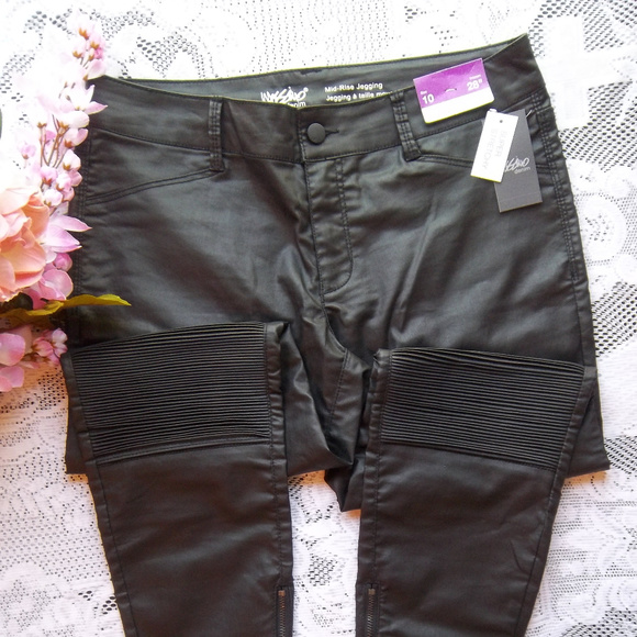 Mossimo Supply Co. Pants - Mossimo Black Super Stretchy Jeggings NWT
